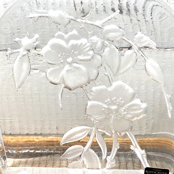 Vintage Kosta Crystal Collection Embossed Dogwood Flowers Art Glass Jackie Lynd - Picture 6 of 12